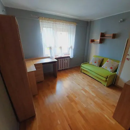 Appartement Trzy Pokojowe Parterowe *